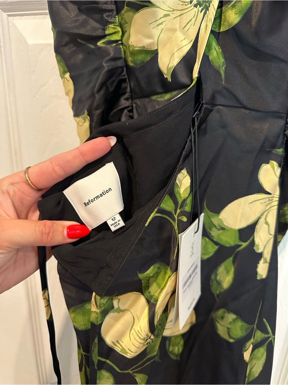 Reformation Anaiis Silk Dress - Picture 6 of 6